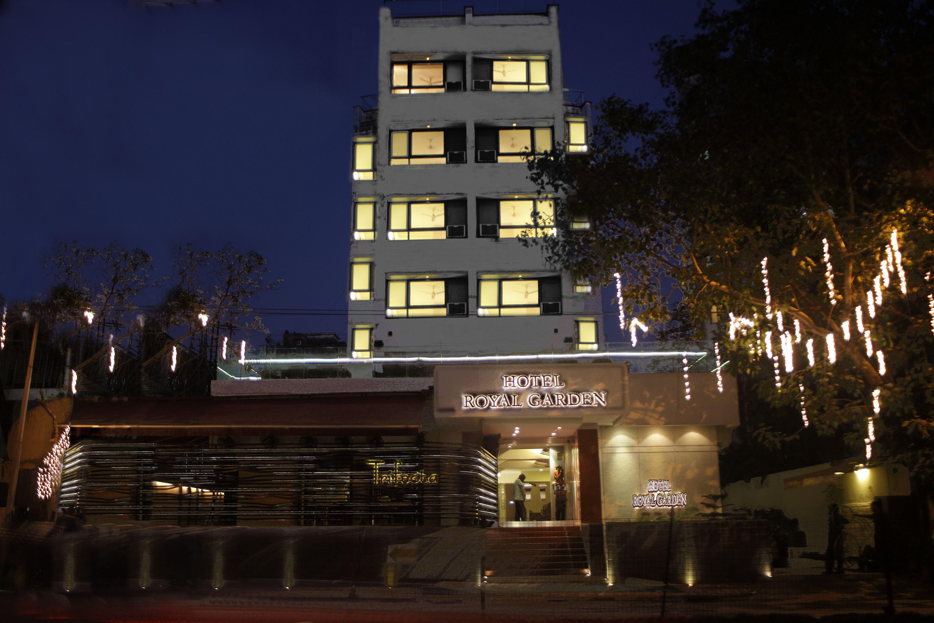 Bloom Hotel - Juhu — Photos 1